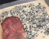 Foto del passaggio 5 della ricetta Pizza rustica con bieta, ricotta e salame