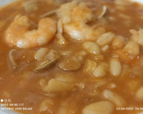 Foto del paso 11 de la receta: Judías blancas con langostinos y chirlas enfadadas