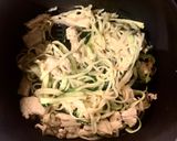 Foto del paso 8 de la receta: Spaghetti de calabacín 🥒 con pollo 🍗 y chipotle 🌶 en la airfryer