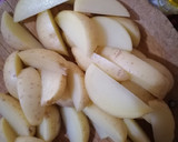 Foto del paso 2 de la receta: Filete al perejil con papas rústicas