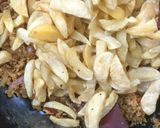 A picture of step 6 of Sultan chips.