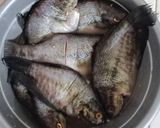 Foto langkah ke 1 dari resep Ikan sepat pedas manis.