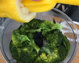 Foto del paso 4 de la receta: Espaguetis de calabacín con pesto de brócoli