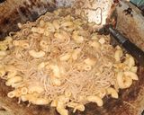 Foto langkah ke 3 dari resep Mi Letheg Bumbu Seblak Endesss.