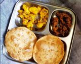 A picture of step 9 of Picnic Wale Aloo.
