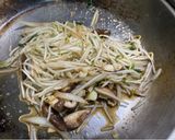 鐵板牛排+熱炒綠豆芽的食譜步驟3照片