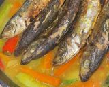 Foto langkah ke 5 dari resep Ikan Goreng Acar Kuning.