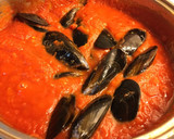 Foto del paso 4 de la receta: Mejillones con salsa marinera picante 🍅🍋