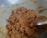 A picture of step 1 of Sattu halwa.