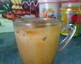 Foto langkah ke 5 dari resep Ice Coffee Milk with Palm Sugar.