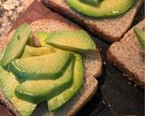 Foto del paso 4 de la receta: Sándwich tostado de palta y pollo