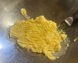 Foto del paso 2 de la receta: Medialunas de manteca