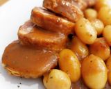 Foto del paso 15 de la receta Muslitos rellenos en salsa de Oporto con patatas
