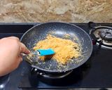 A picture of step 3 of Mango Vermicelli Kheer.