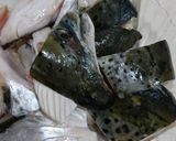 Hình bước làm 1 của món Lẩu đầu cá hồi