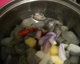 Foto langkah ke 4 dari resep Kerang batik saus tiram.