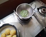 A picture of step 1 of Aloo Matar (South India style).