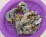 Foto langkah ke 2 dari resep Kari/gulai kentang udang simple.