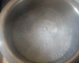 A picture of step 5 of Besan ka halwa.