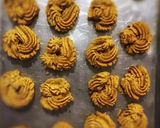 Foto langkah ke 3 dari resep Gluten Free Kue Semprit.