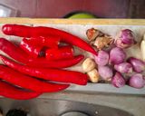 Foto langkah ke 2 dari resep Ayam bumbu merah hajatan.