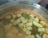 Foto del paso 2 de la receta: Revuelto tibio de zapallitos con pollo 🥔🥕
