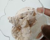 A picture of step 5 of Chocolate chip ice cream.