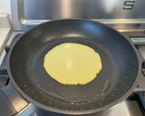 Foto del paso 5 de la receta: Pancakes de matcha con pistachos