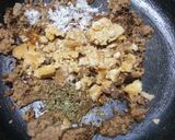 A picture of step 2 of Wheat Flour Jaggery Halwa.