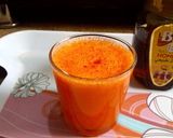 A picture of step 4 of Red Capsicum and Carrot juice.