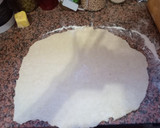 Foto del paso 4 de la receta: Rosca de cebolla de verdeo y Queso 🧀 🧀 🧀 🧀