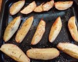 Foto del paso 2 de la receta: Papas rústicas a la pimienta