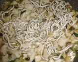 Foto del paso 3 de la receta Revuelto de bacalao, calabacín y gulas