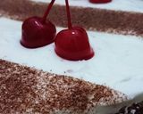Foto langkah ke 9 dari resep Tiramisu Cake.