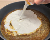 Foto del paso 4 de la receta: Merluza confitada con salsa de mostaza y miel