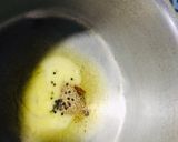 A picture of step 1 of Alu Tahari (Aloo rice).