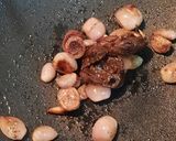A picture of step 2 of Spicy Coconut powder (chammanthy podi for rice).