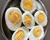 A picture of step 2 of Avacado Deviled Egg.
