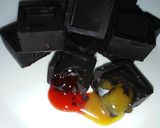 A picture of step 7 of Pomegranate chocolate bites.