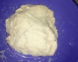 A picture of step 5 of Fried fish bread.