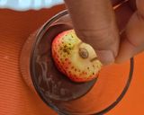 A picture of step 2 of Chocolate Dipped Strawberry With Walnuts.