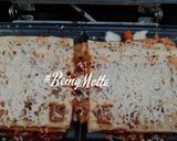 A picture of step 7 of Italian Pizza Waffle.