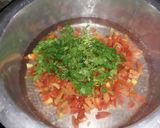 A picture of step 1 of Tomato egg soup  with  buttery patatos  swirls.