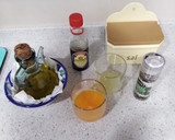 Foto del paso 1 de la receta: Pinchos de pollo marinados con soja