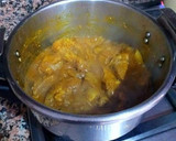 Foto del paso 10 de la receta: Cordero guisado en salsa reducida de dos cebollas con pasas