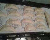 A picture of step 13 of Meat pie.