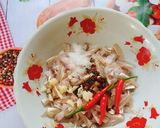 Hình bước làm 2 của món Cá cơm kho tiêu