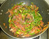 চিলি গার্লিক চাউমিন (chili garlic chow mein recipe in Bengali) রেসিপি ধাপ - 4 ছবি