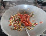 Foto langkah ke 5 dari resep Tumis Kangkung Teri Jagung.