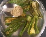A picture of step 4 of Fry green chilli.